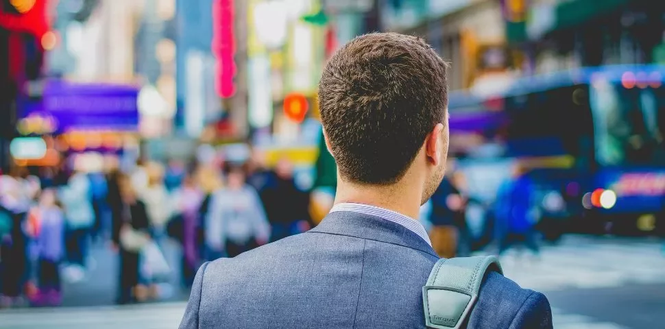 【跳槽指南之一】業界不景氣，我該跳槽嗎？